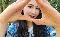 女生奖励自己的视频素材高清版